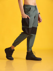 Men Olive Green High-Waist Contrast Jogger Trousers