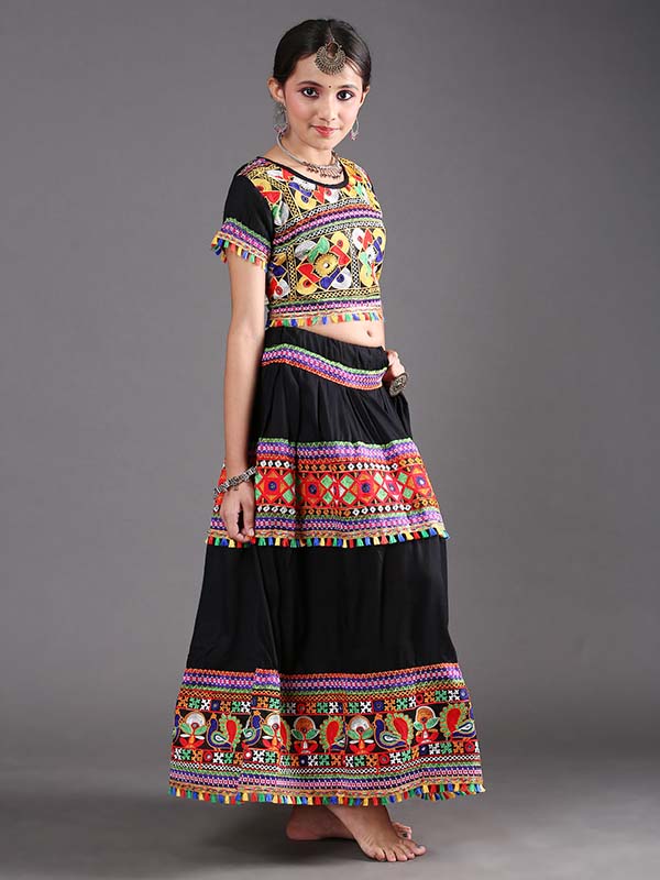 Gujarati Garba Dance Navratri Dress For Girl Online Latest