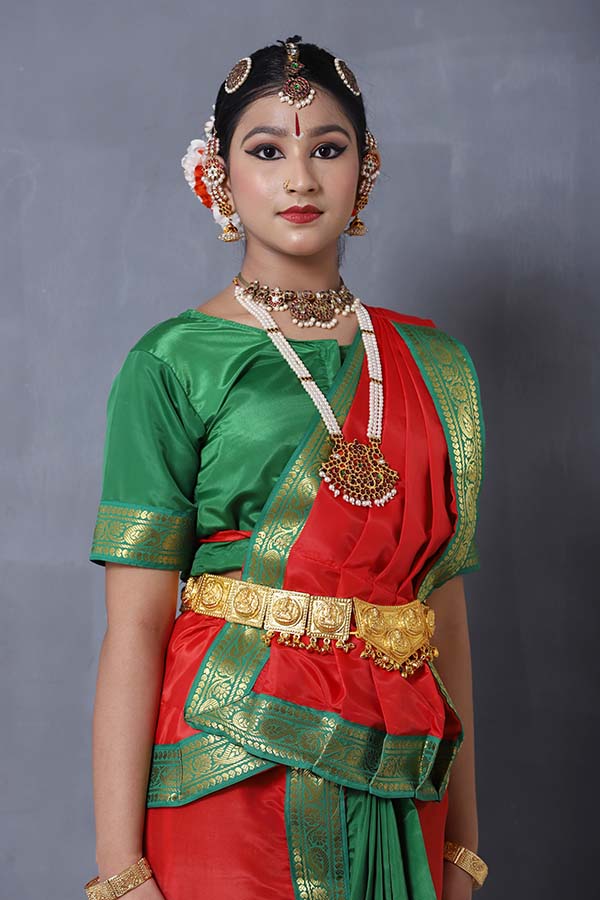 green bharatanatyam dress Buy Red Green Bharatanatym Dance Costumes For Girls Online